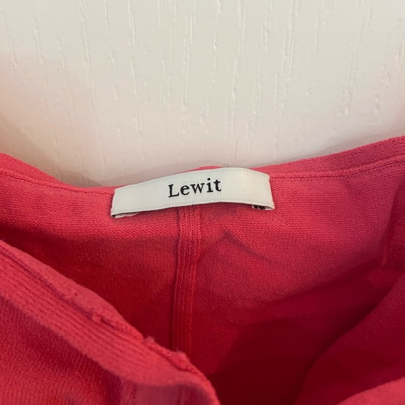 ***NWT Lewit pink bodysuit*** - Picture 3 of 4